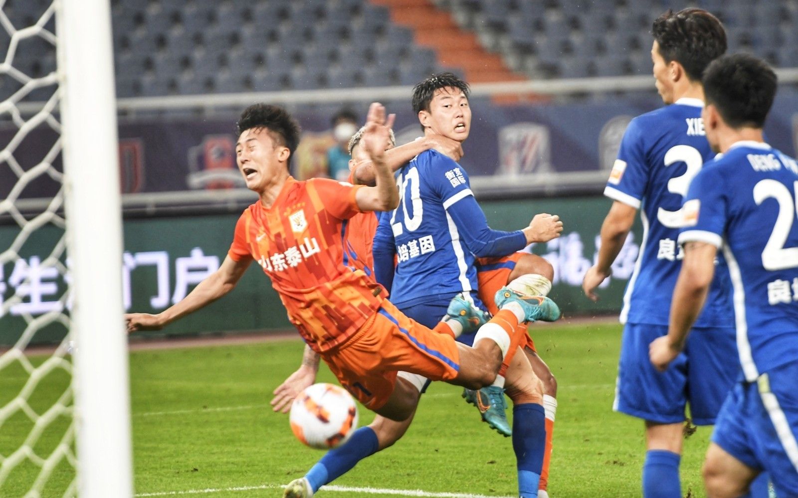 英超前瞻：利物浦久旱逢甘霖颓势暂止，桑德兰状态火热冲前四（英超前瞻：利物浦止颓回升，桑德兰火热冲击前四）