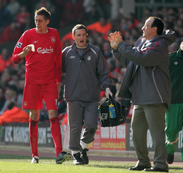 喀麦隆足协和教练点名不同球报道埃托奥解雇阿布巴卡尔以保护记录（喀麦隆足协与主帅回应多方报道：否认埃托奥为保纪录解雇阿布巴卡尔）