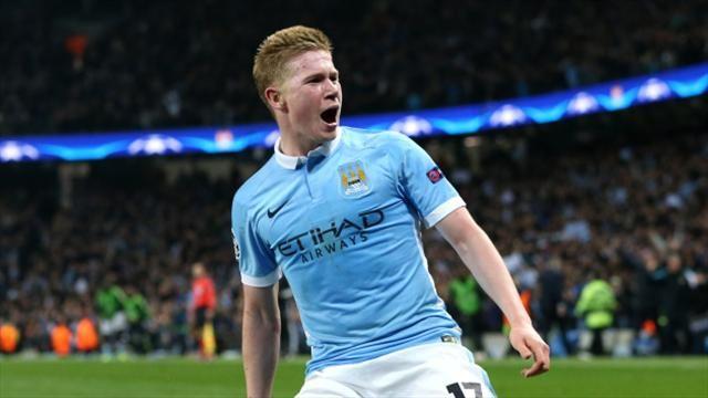 球队外线火力强到爆表（球队外线三分如雨，火力全开）