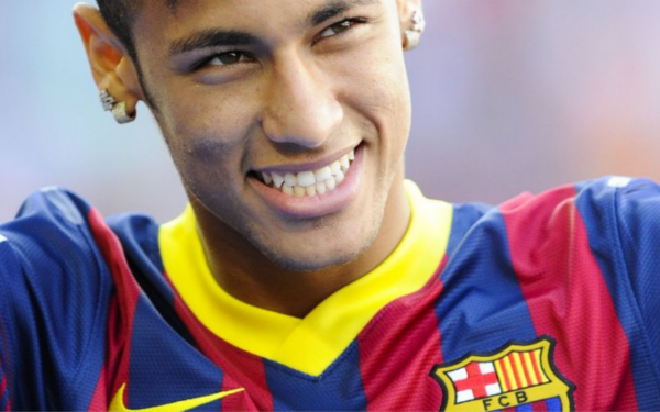 坎波斯：2年前扎伊尔&马尤卢数学课后踢欧冠，皇社总监很震惊（坎波斯透露：两年前扎伊尔与马尤卢刚下数学课便出战欧冠，皇社总监大为震惊）