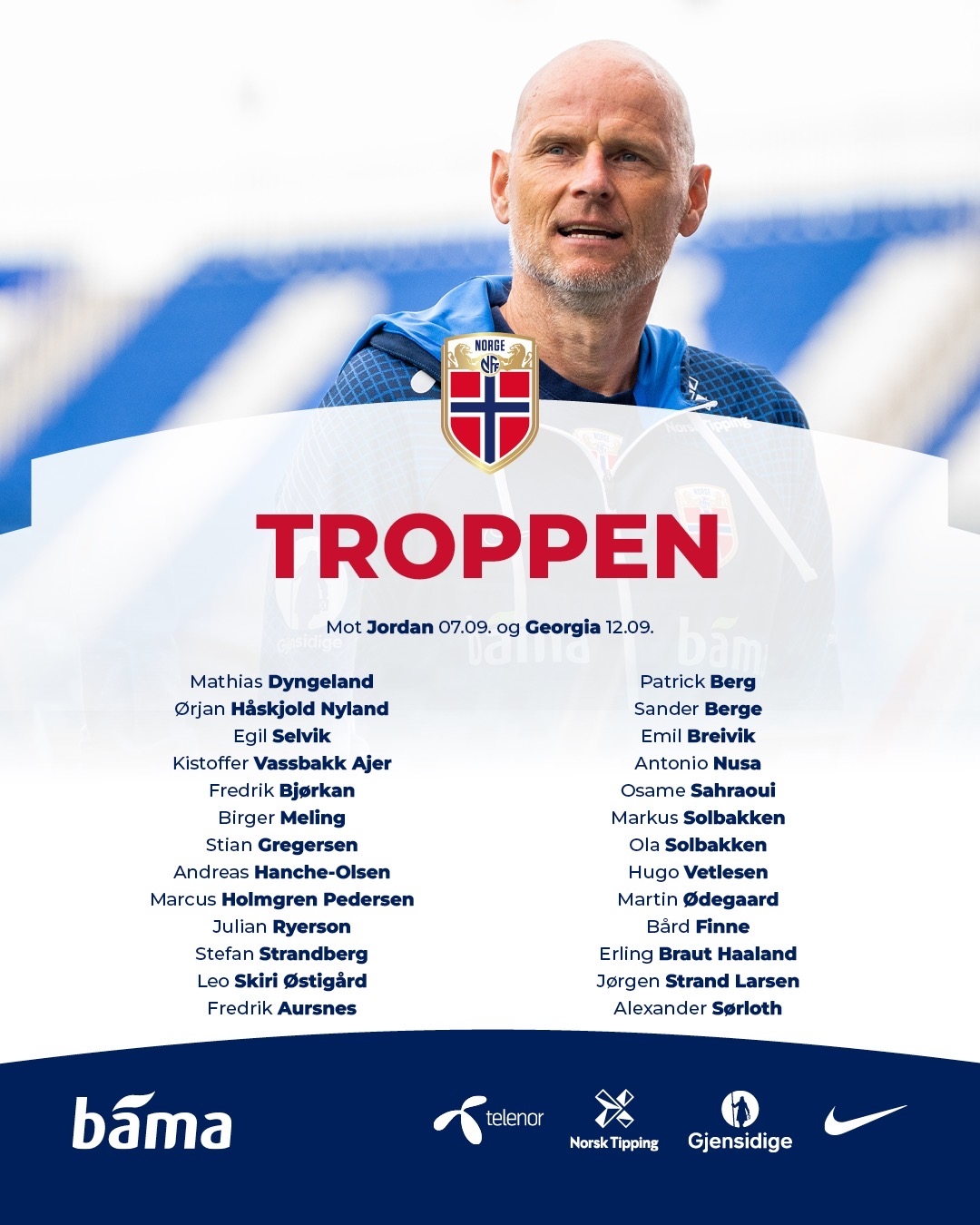 滑手扮关公成都街头玩滑板（关公装扮滑手现身成都街头滑板）