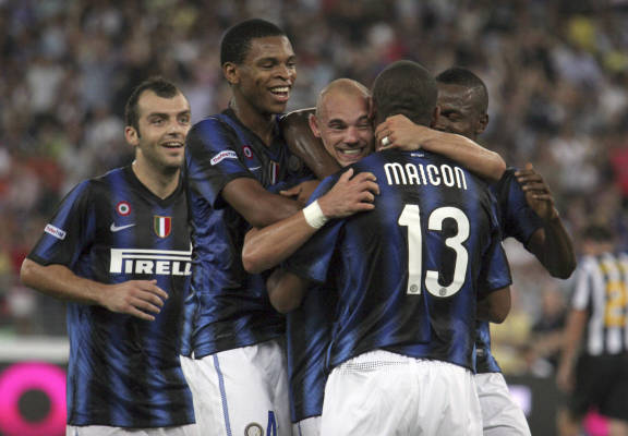 土媒：因涉嫌非法赌球，两家土超球队主席和17名裁判已遭警方控制（土媒称因涉非法赌球，土超两队主席及17名裁判被警方控制）