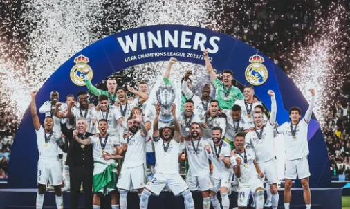 国脚徐新接近加盟云南玉昆，31岁中场驰援保级队，双赢还是冒险？（31岁国脚徐新或将投云南玉昆，中场补强保级军，妙招抑或险棋？）