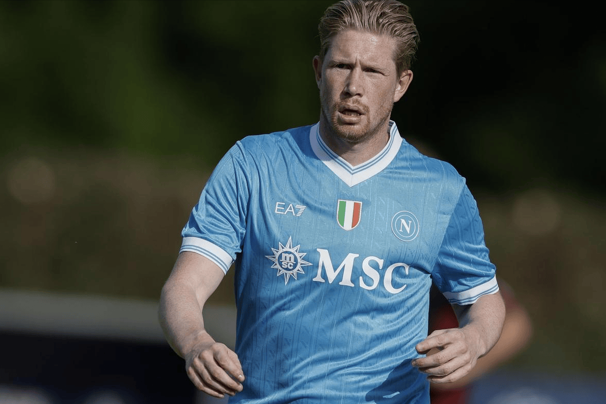 下一个内马尔？曼联15岁青训成红魔青年足总杯最年轻球员（曼联15岁新星创红魔青足总杯最年轻出场纪录，他会是下一个内马尔？）