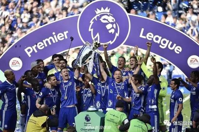 记者：曼联有意阿贾克斯17岁中场乔西-莫基奥（记者称曼联盯上阿贾克斯17岁中场新星乔西-莫基奥）