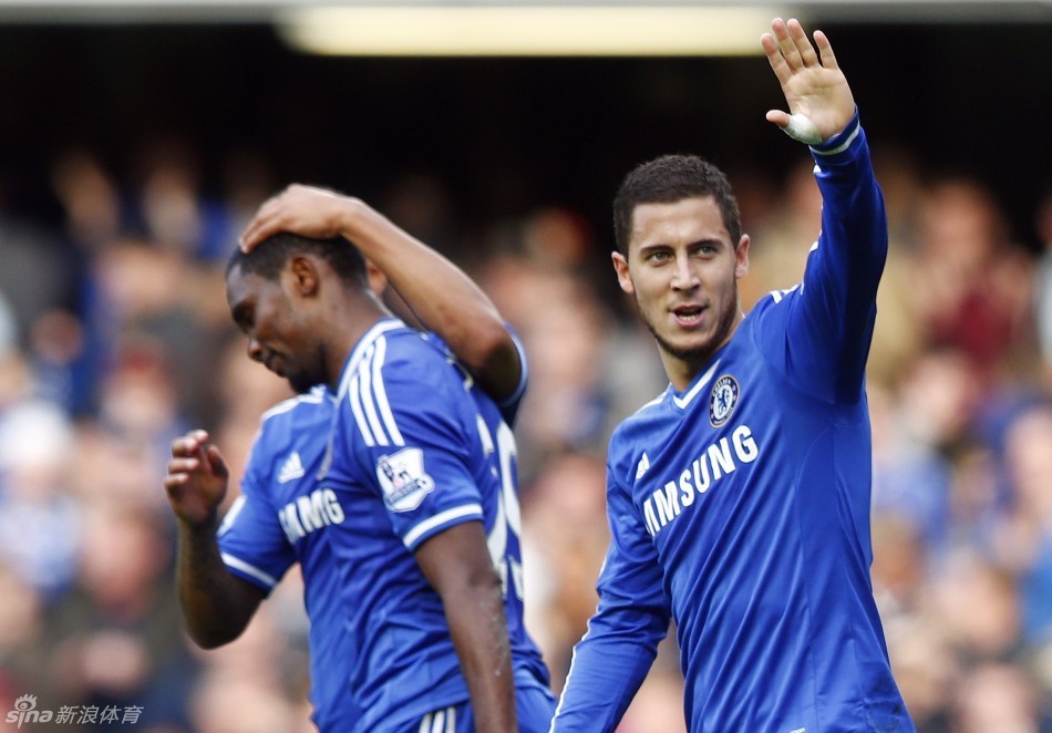 新一轮的欧冠势力版图更新：本轮阿森纳击败拜仁慕尼...（欧冠格局再洗牌：阿森纳本轮力克拜仁慕尼黑）