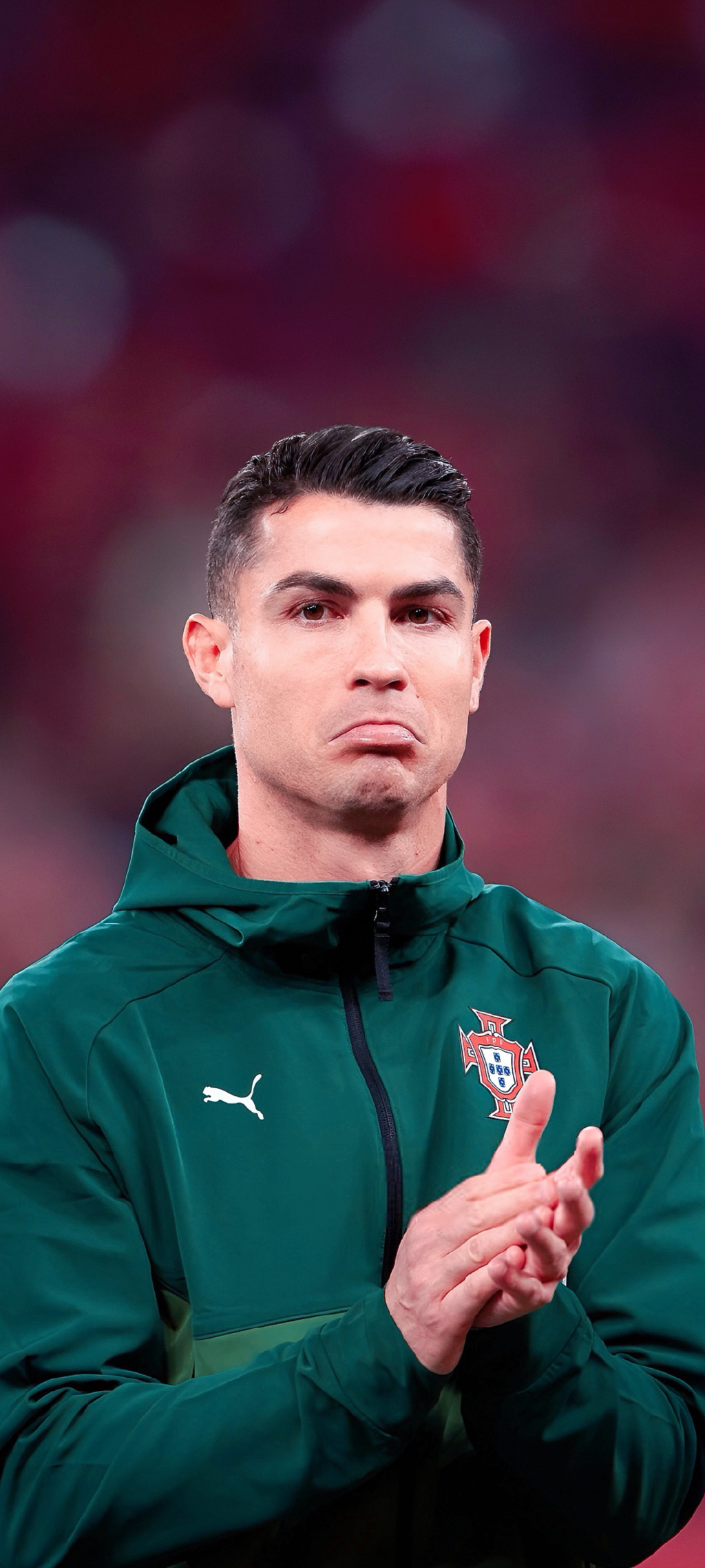 最近阿隆索的帅位岌岌可危，斯洛特也面临战绩不佳的...（阿隆索帅位告急，斯洛特亦因战绩低迷承压）